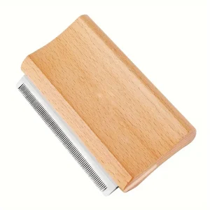 Brosseetrilleenbois.webpv1731851295 Brosse Etrille en Bois