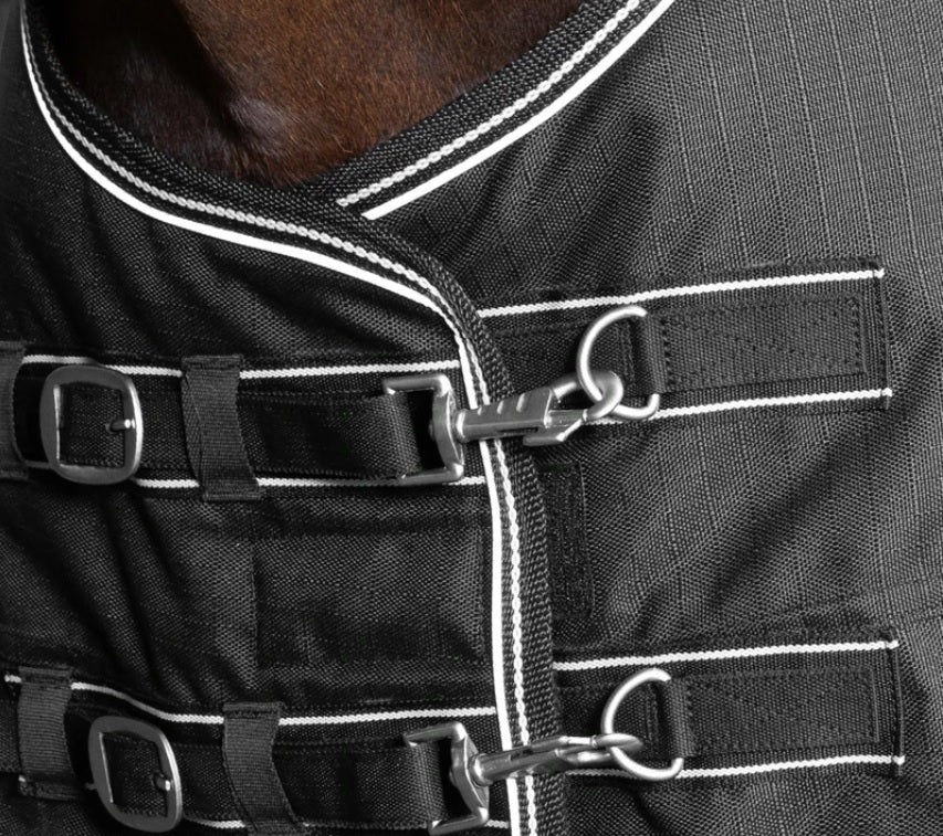 Couverture d'extérieur Back On Track Brianna – Image 3