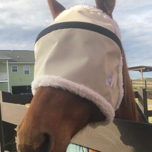 Masque Anti UV 90% Rigide sans Oreilles avec Mouton