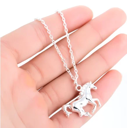 Pendentif Cheval Courant – Image 2